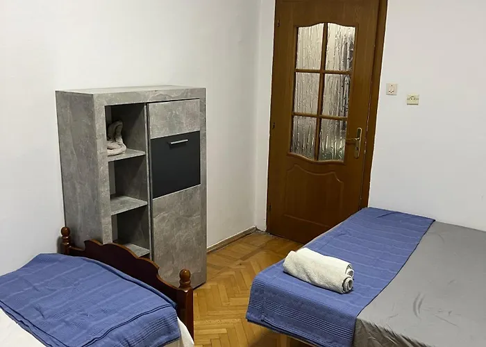 Bazaar City Center 3 *