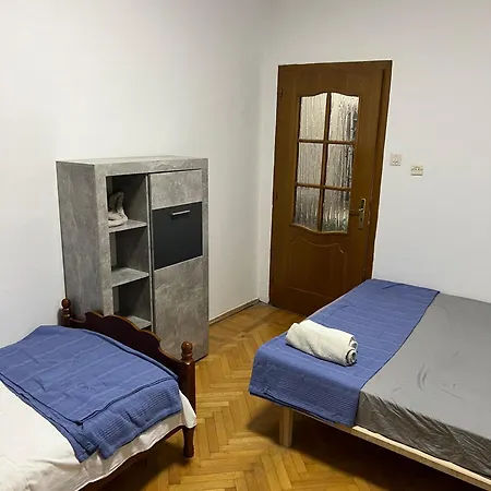 Bazaar City Center 3 *